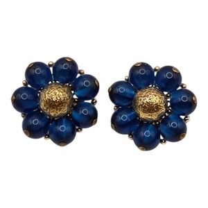 Vintage Crown Trifari Blue Round Rhinestones Textured‎ Goldtone Clip On Earrings
